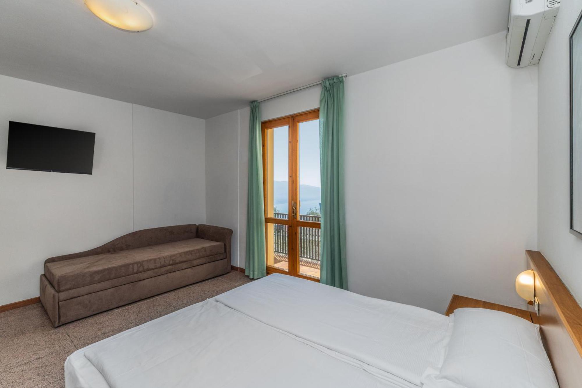 Vierbettzimmer mit Seeblick