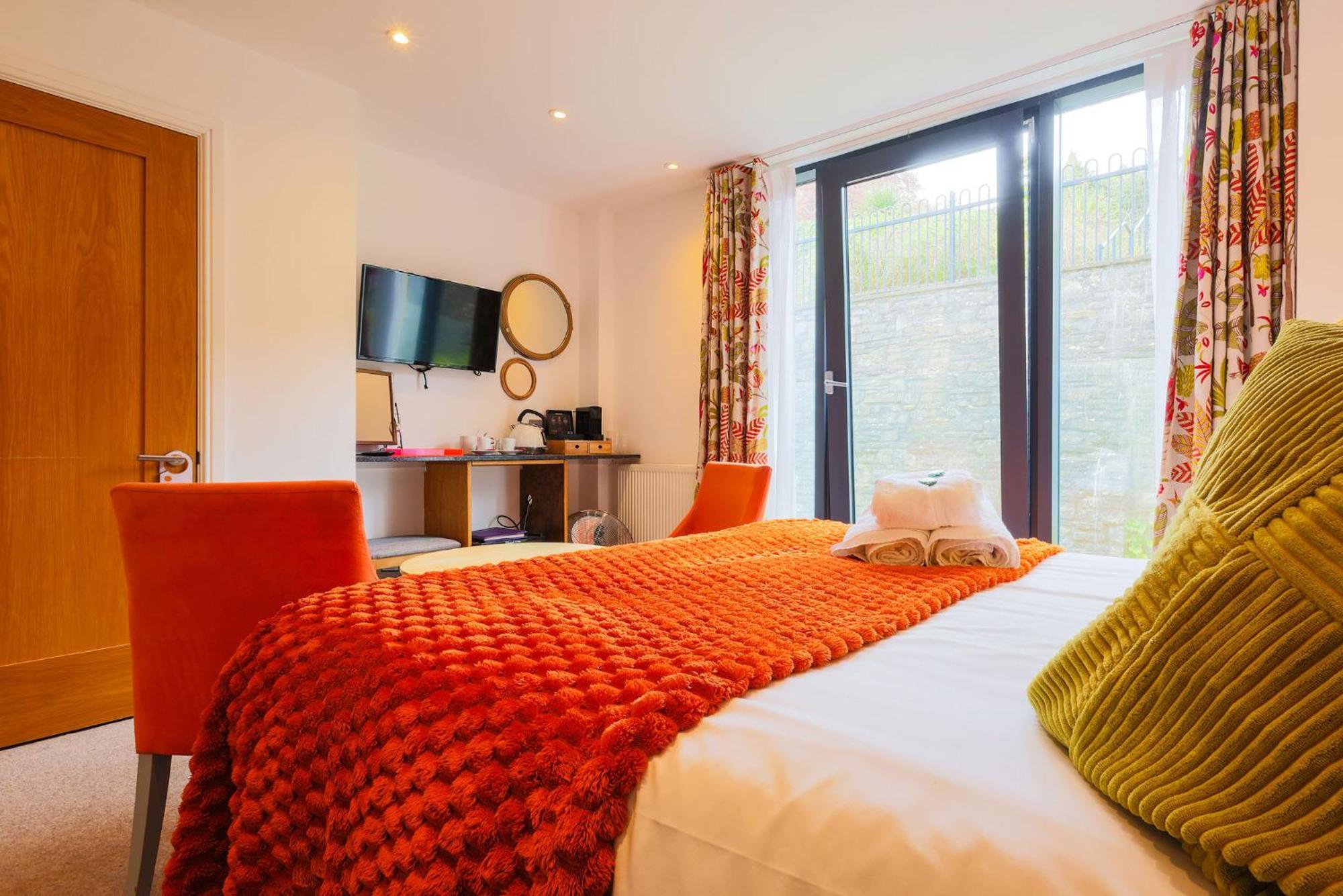 Double Room Garden View