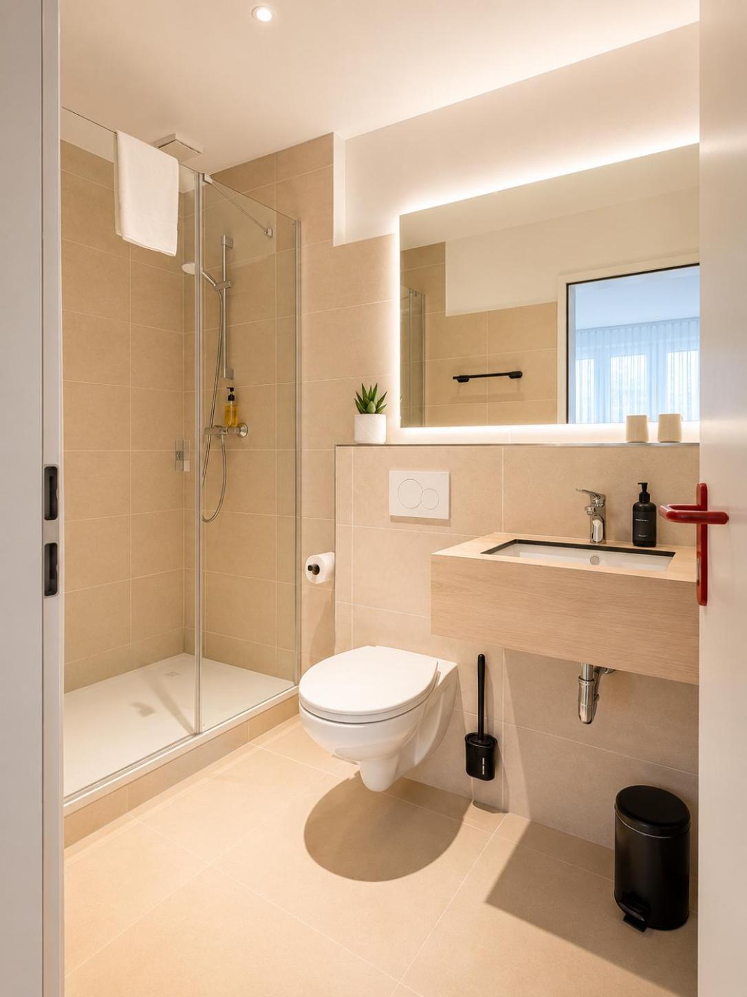 Comfort Double or Twin Room with Private Bathroom
