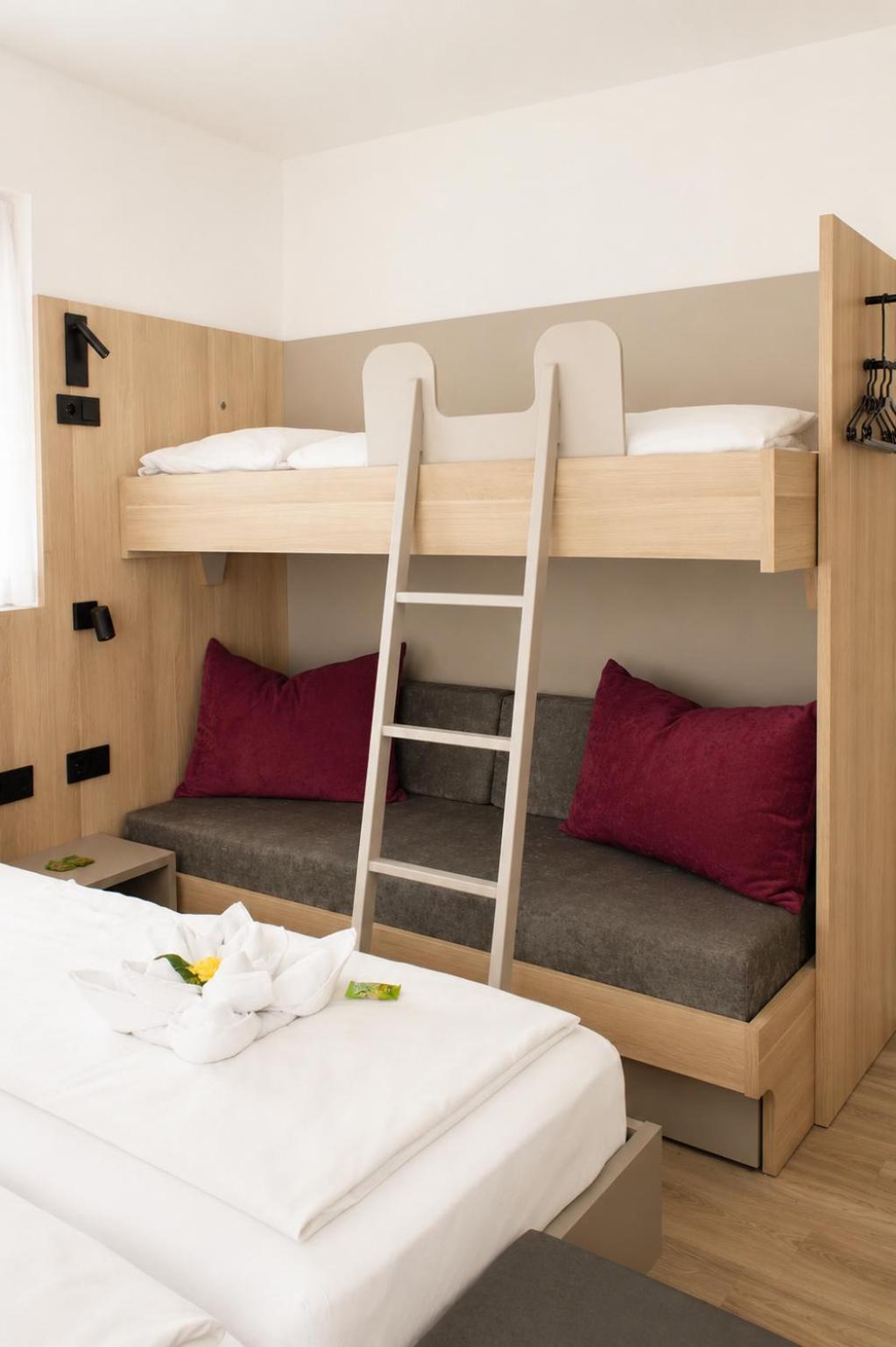 Quadruple Room with Shared Bathroom