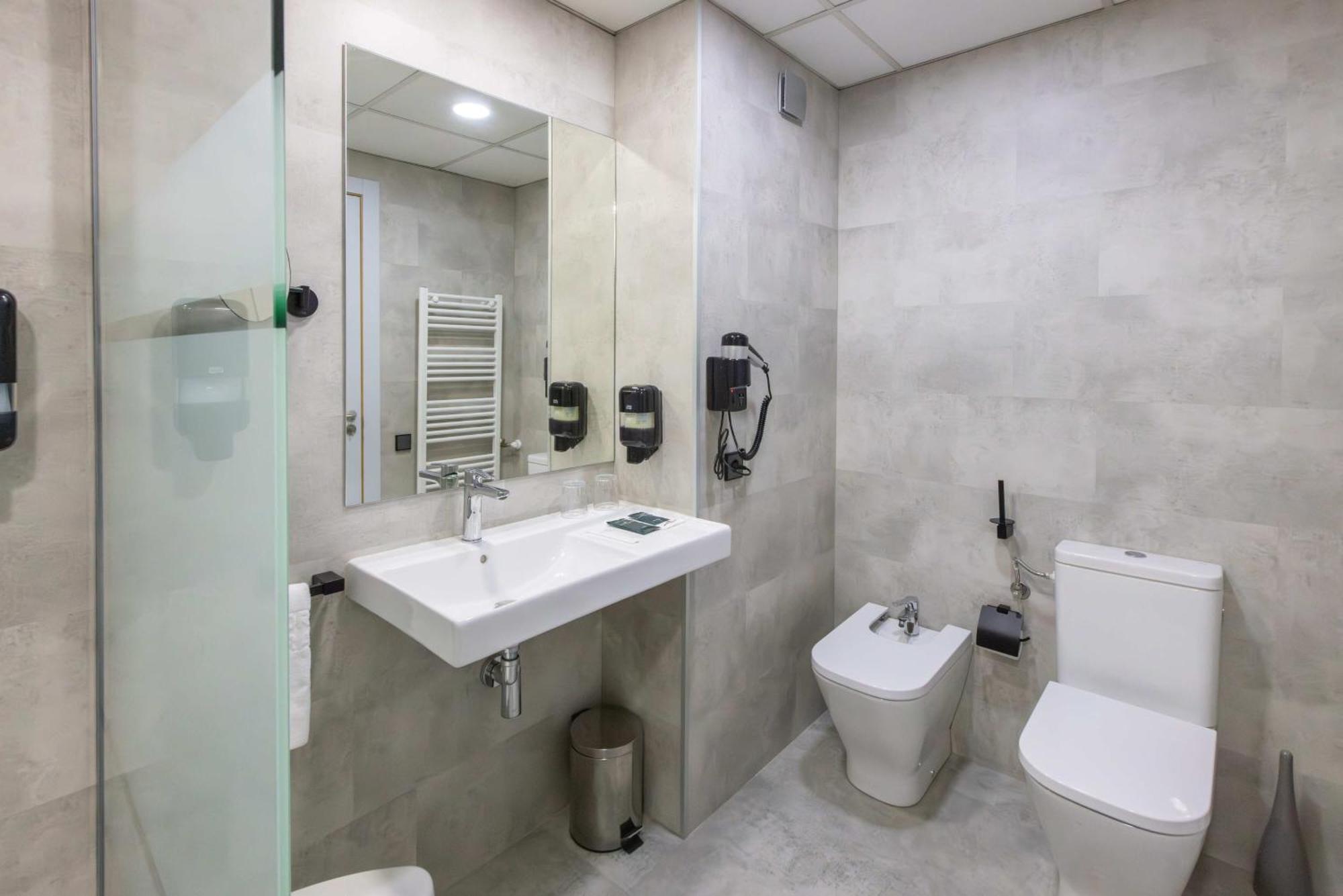 Quadruple Room  with Spa Access