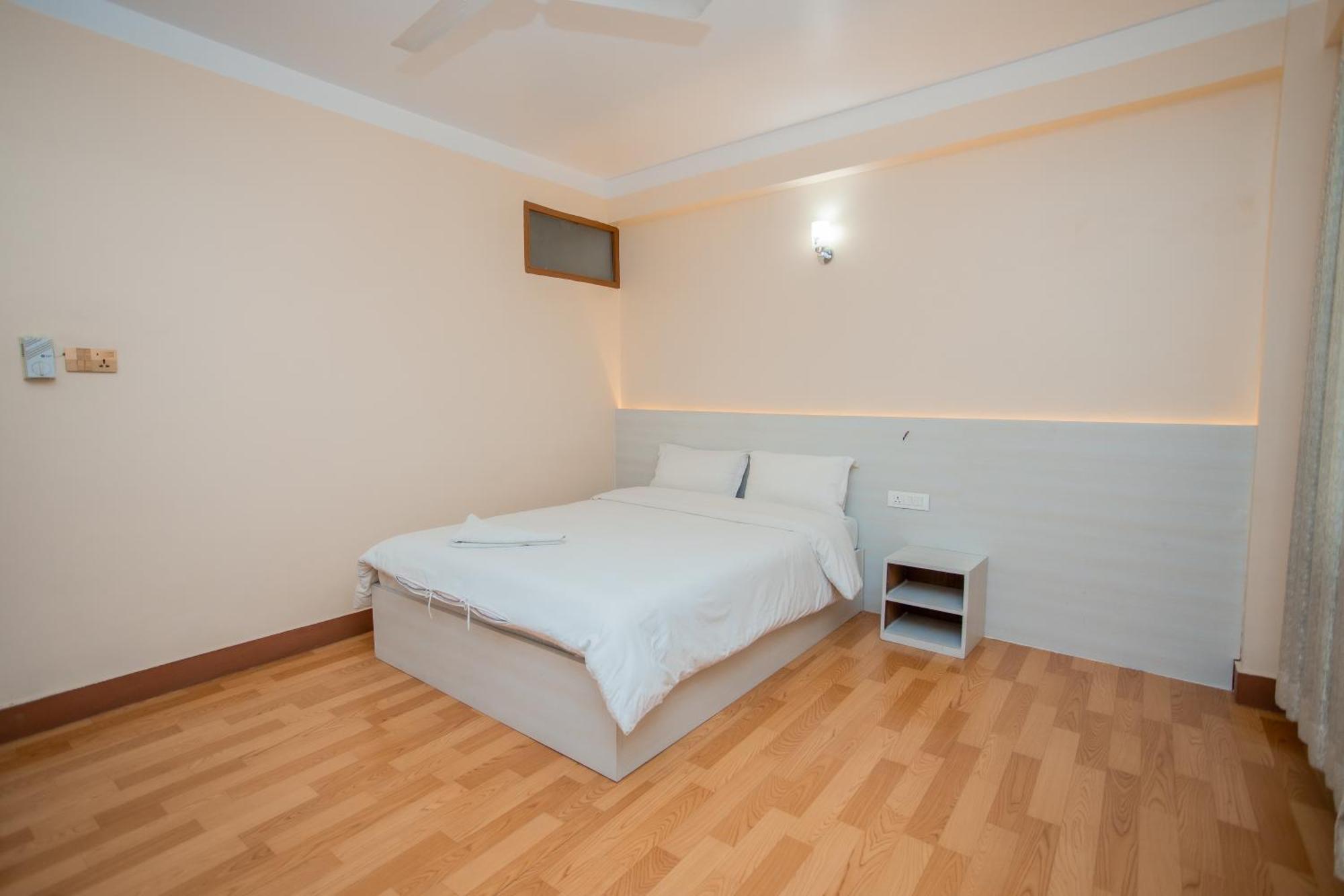 Deluxe Single Room