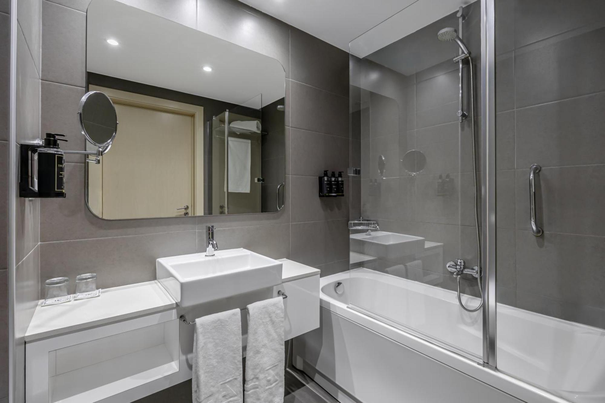 Suite with Sea View