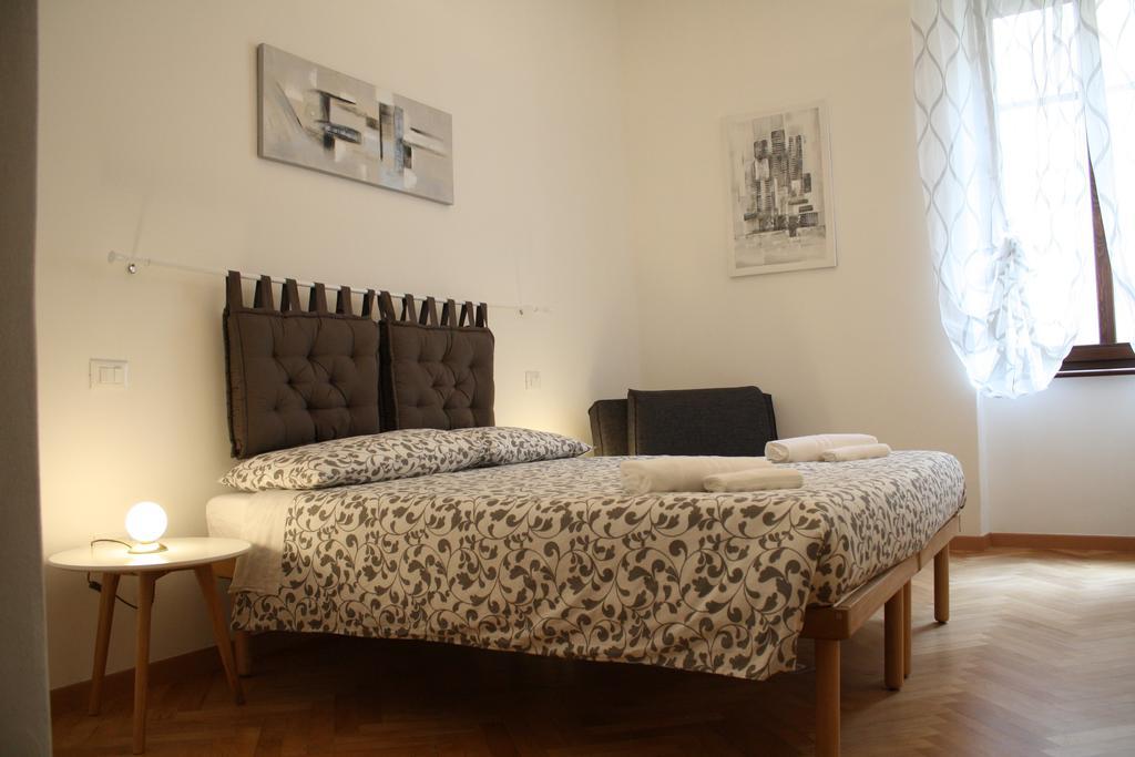 Triple Room with Shared Bathroom,181894950:JPEG