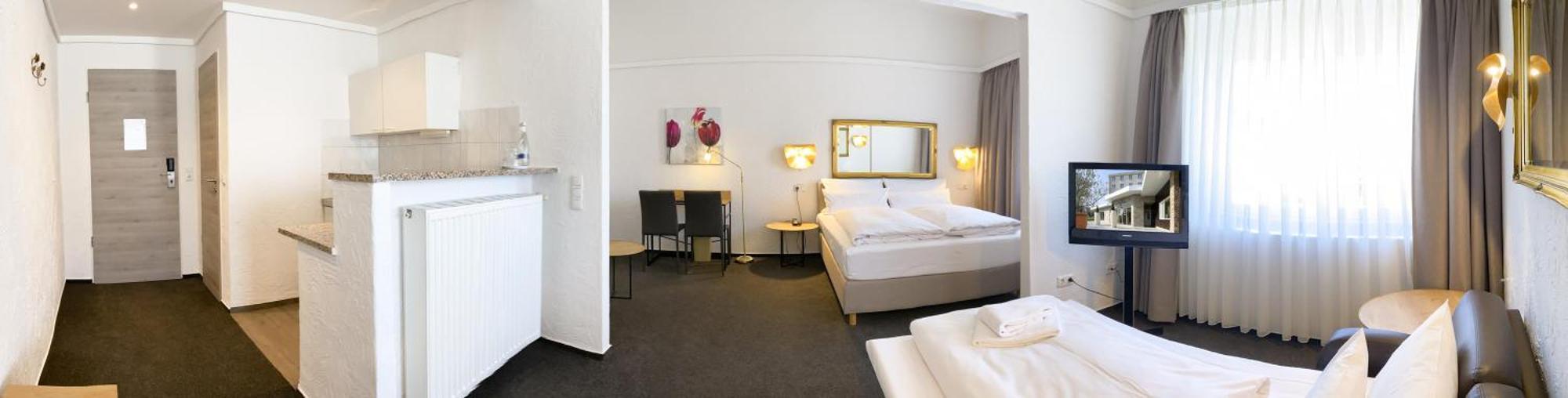 Comfort Queen Room