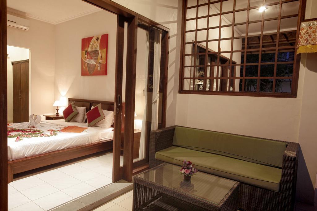 Superior Room with Pool View