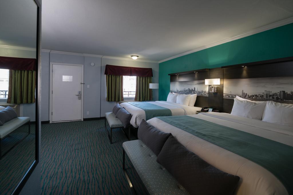 Chambre avec 2 Lits King-Size - Non-Fumeurs