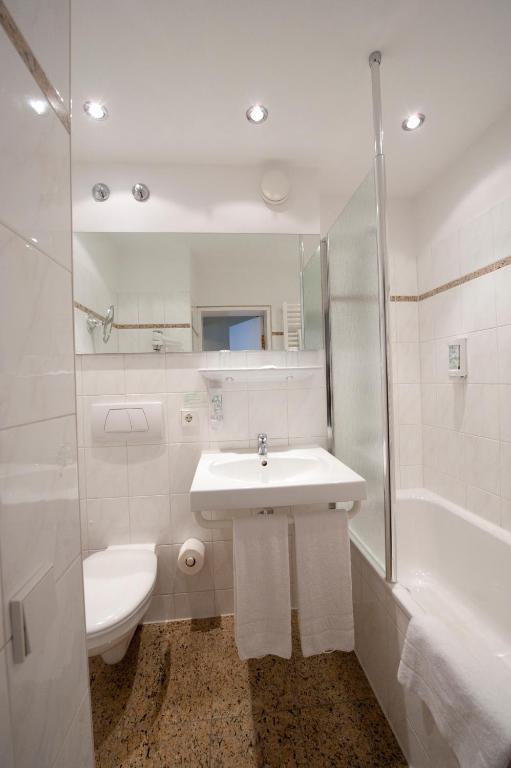 Quarto Standard com Cama de Casal ou 2 de Solteiro