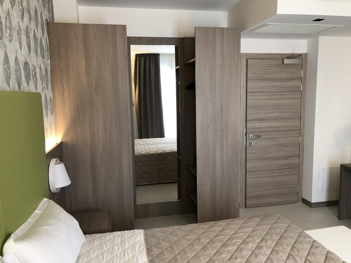 Junior Suite with Terrace