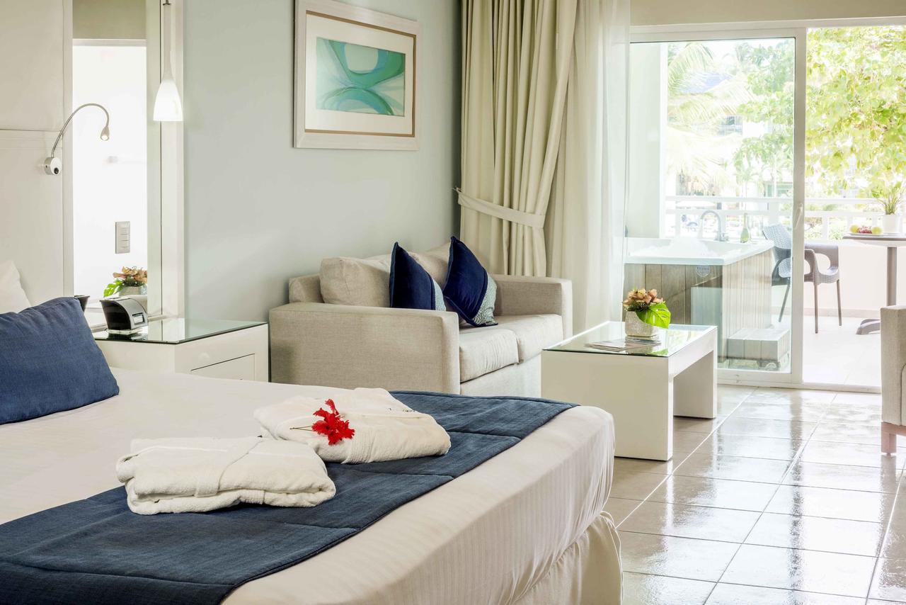 Junior Honeymoon Suite - Free WiFi,654451665:JPEG