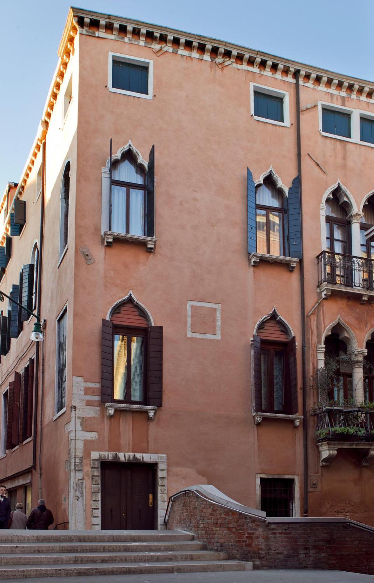 Junior Suite con Vista Canale