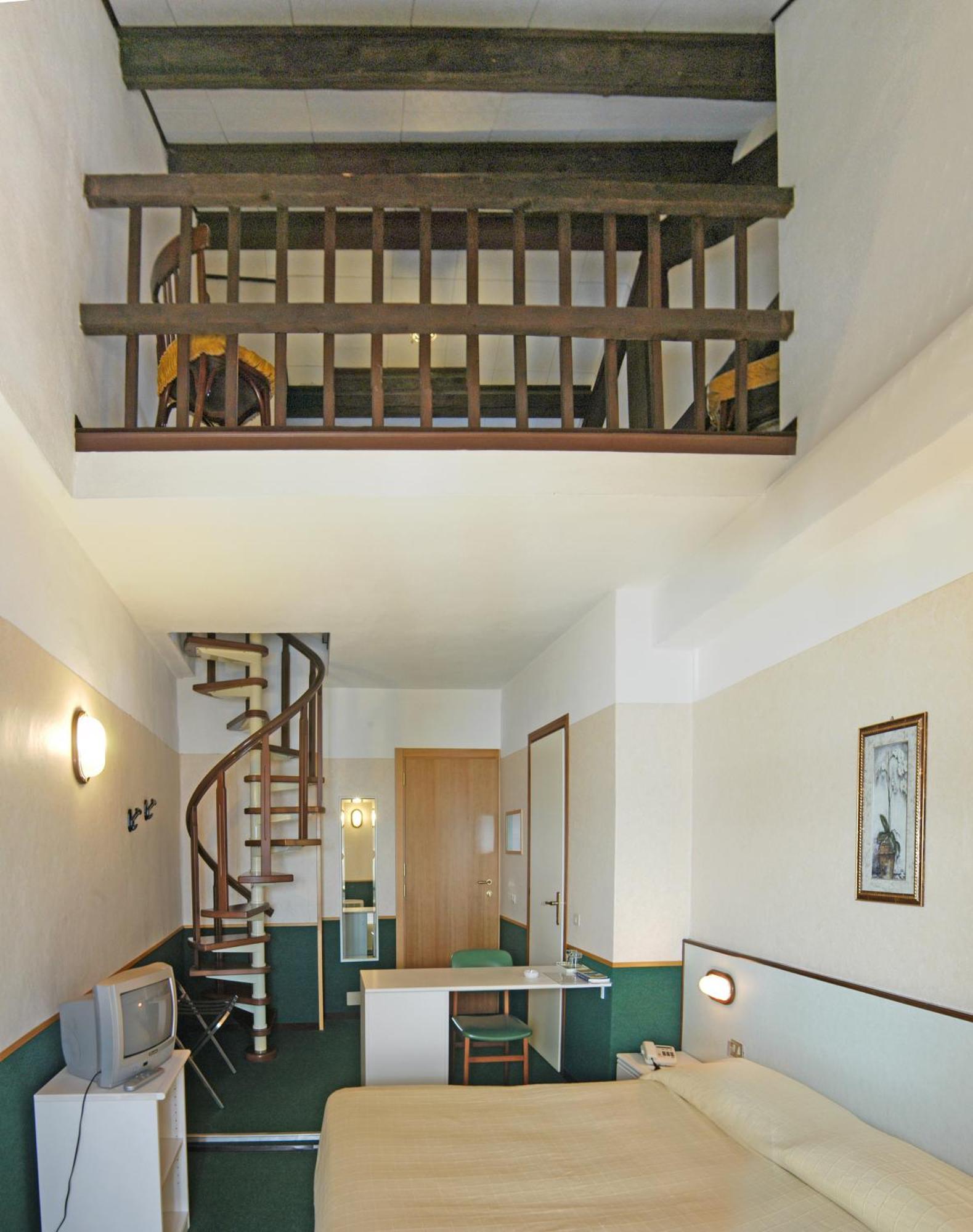 Familienzimmer mit Seeblick - auf 2 Ebenen