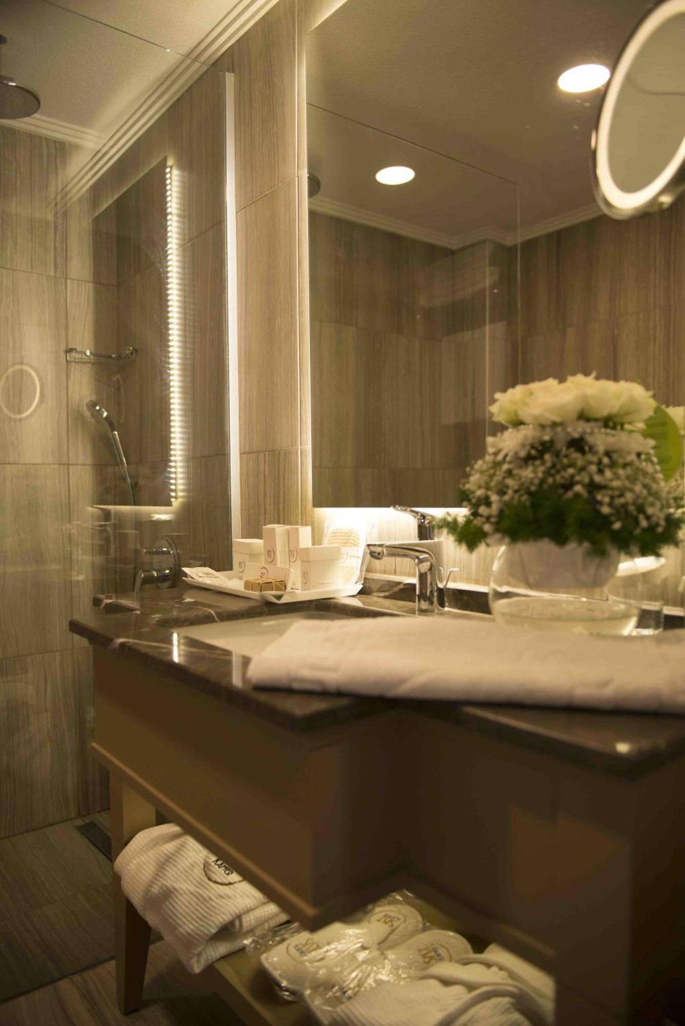 Standard Double Room with City View