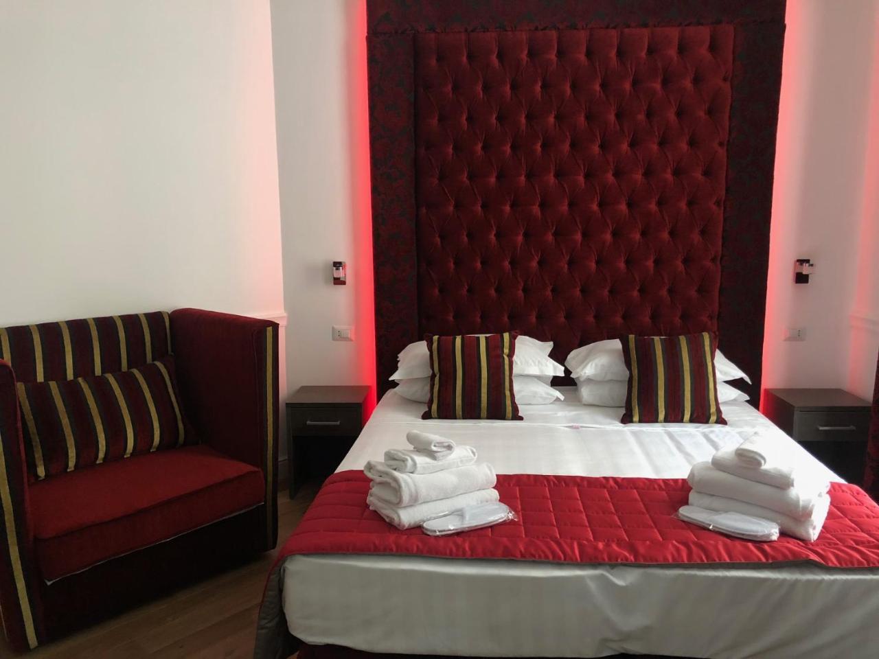 Kamer met Kingsize Bed en Balkon