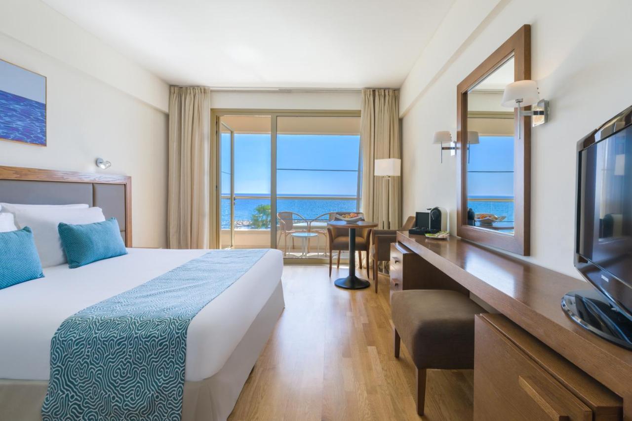 Chambre Double avec  Vue sur Mer et sur Piscine