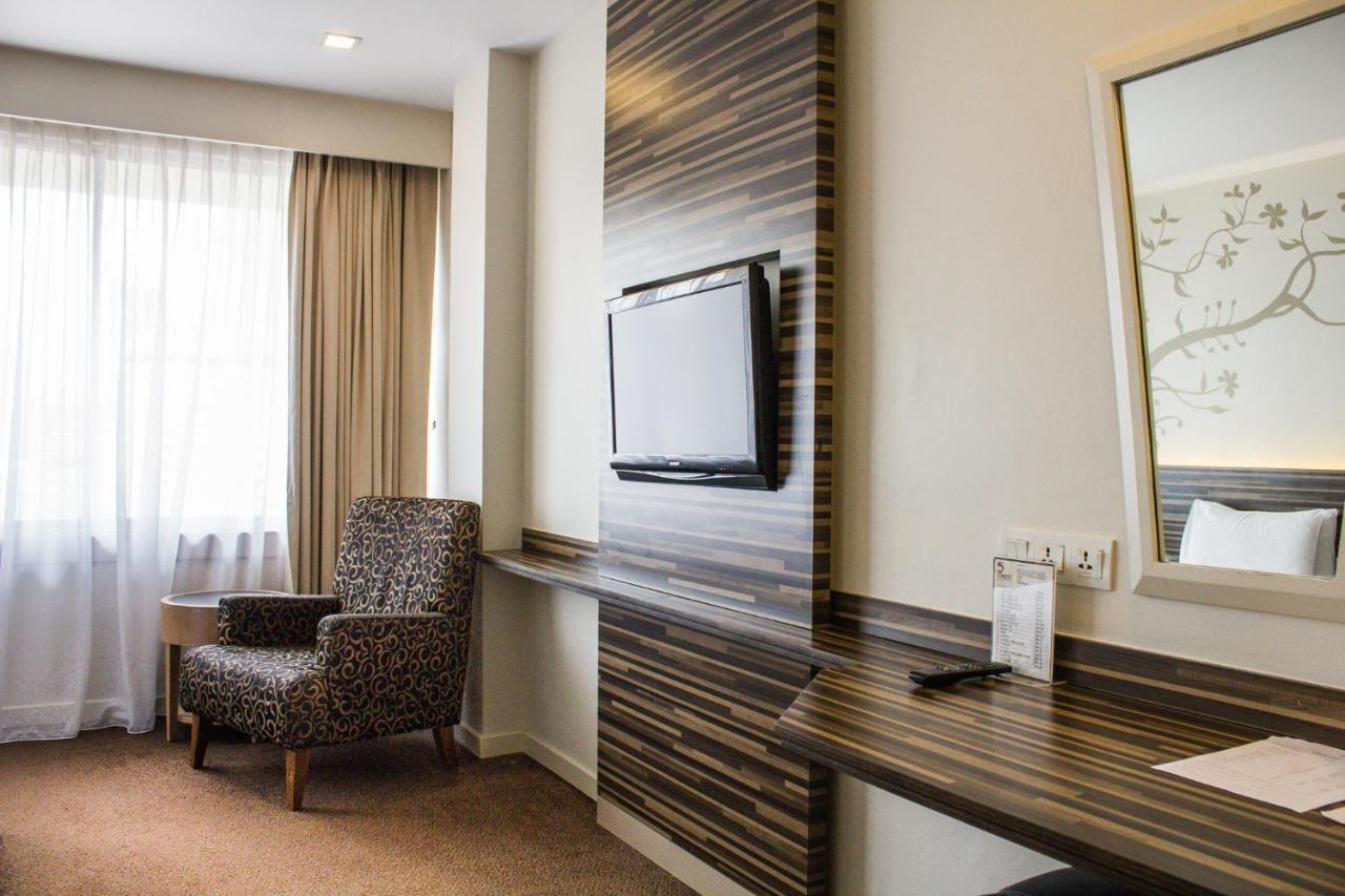 Quarto Superior com 2 Camas de Solteiro