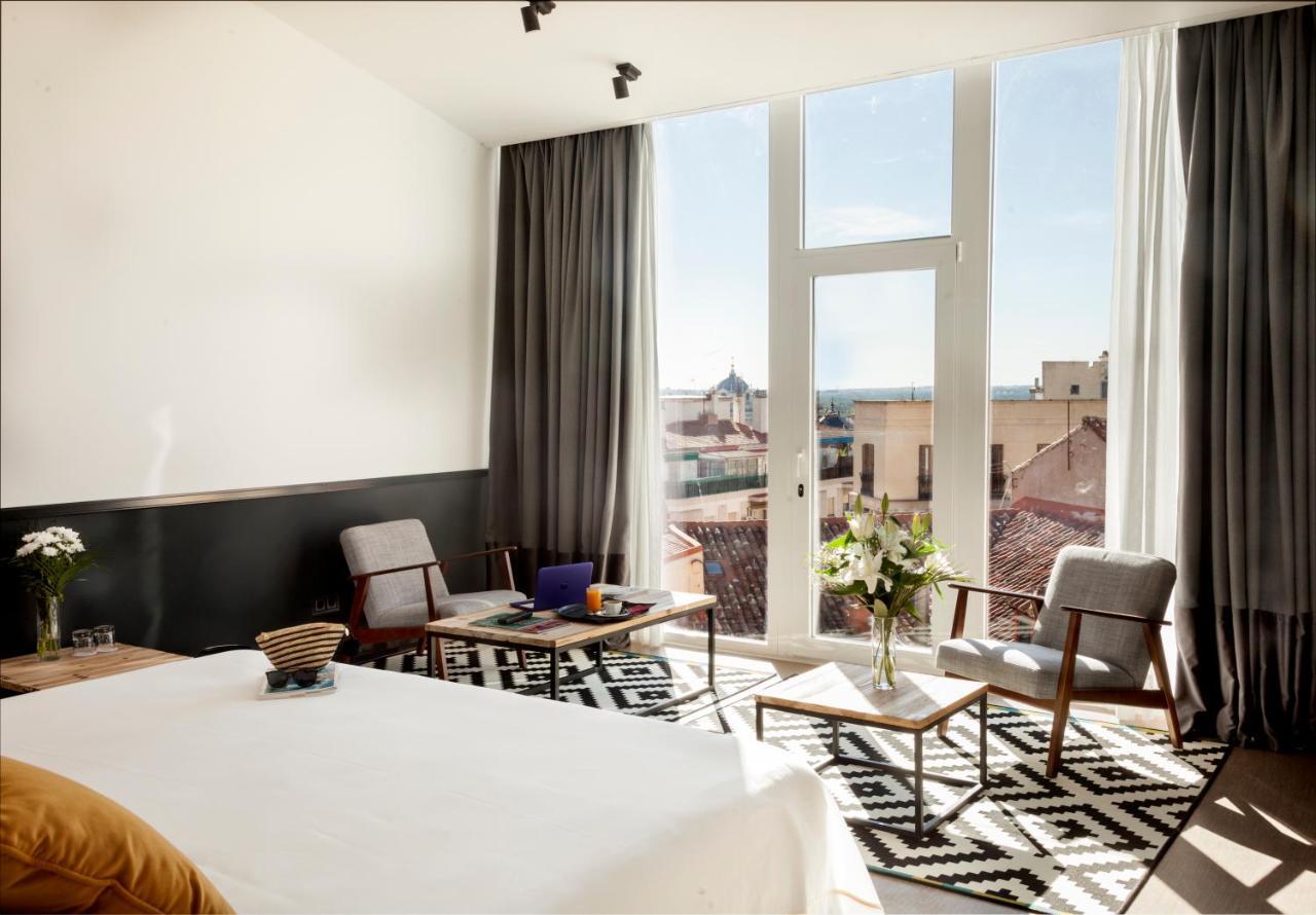Double Room with Panoramic Views,448690449:JPEG