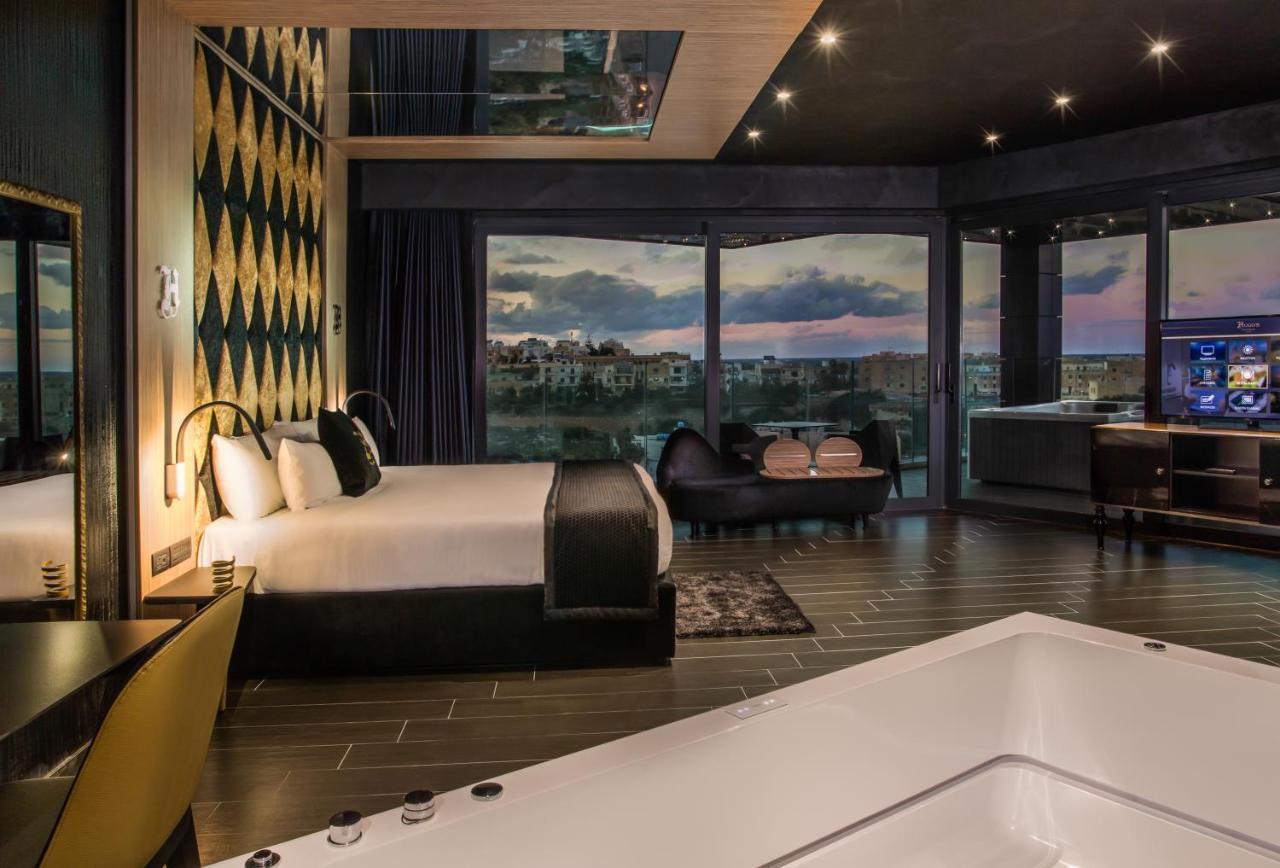 Suite Superior con terraza y bañera de hidromasaje