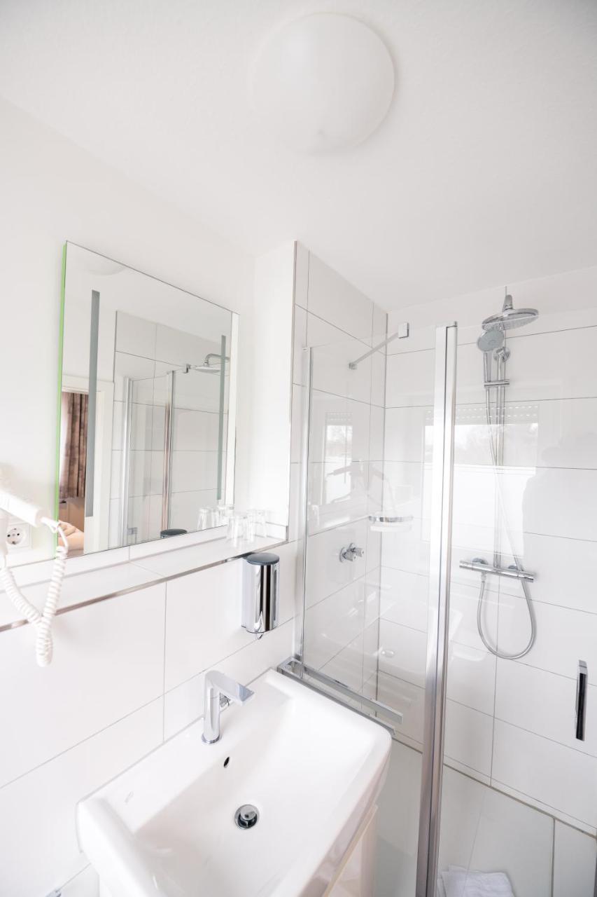 Single Room Shower
