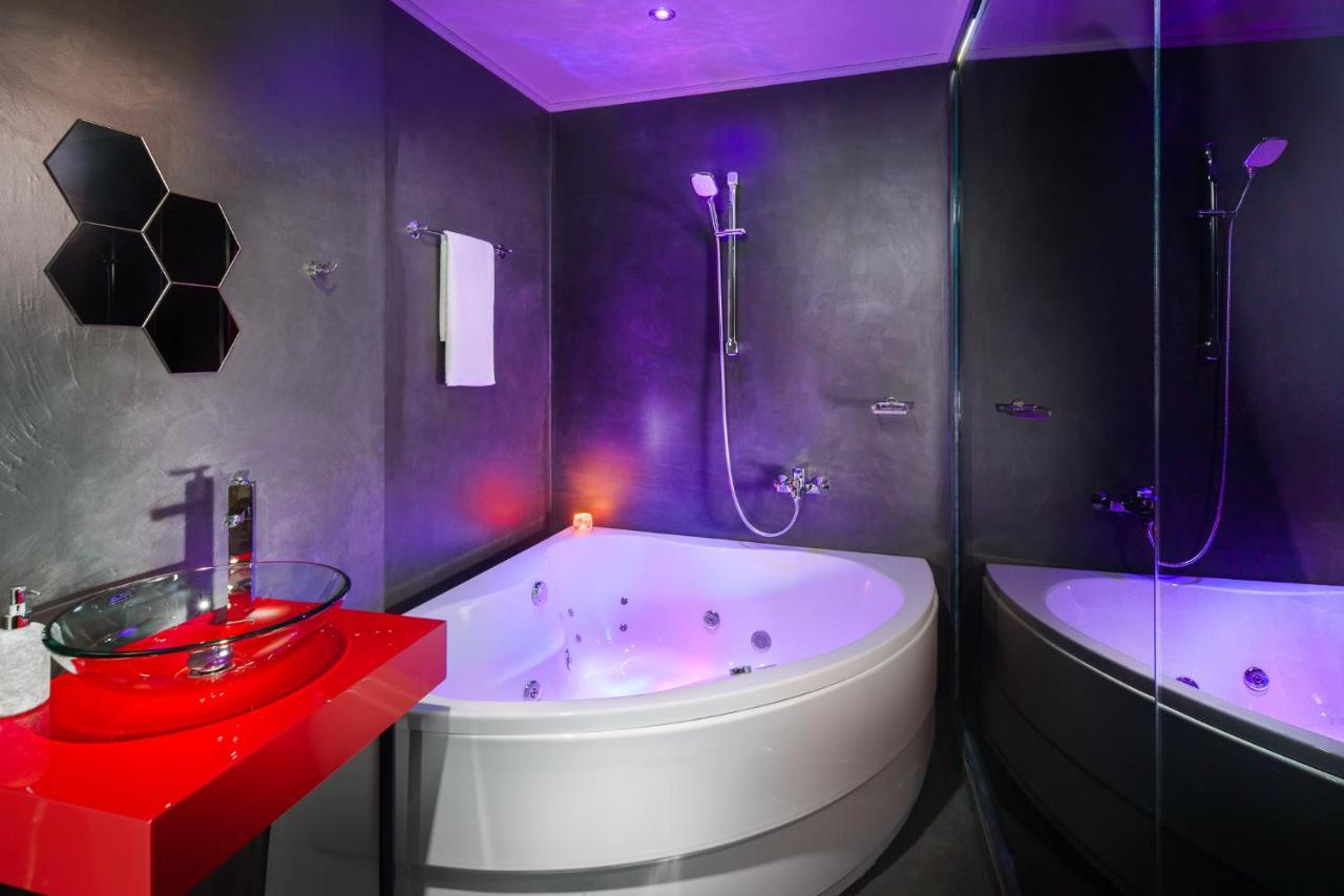 Double Room with Spa Bath and Free Access to Relax Zone