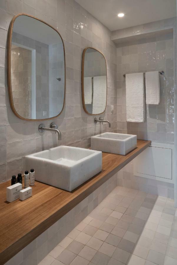 Suite with Acropolis View