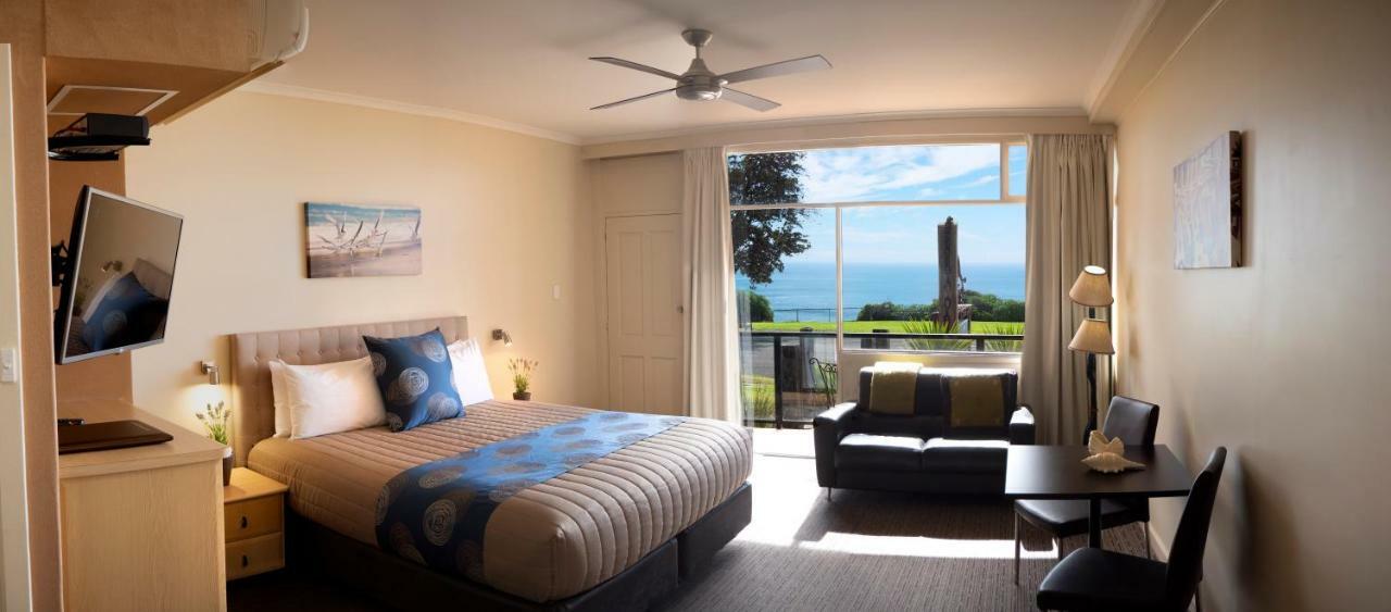 Seafront King Room