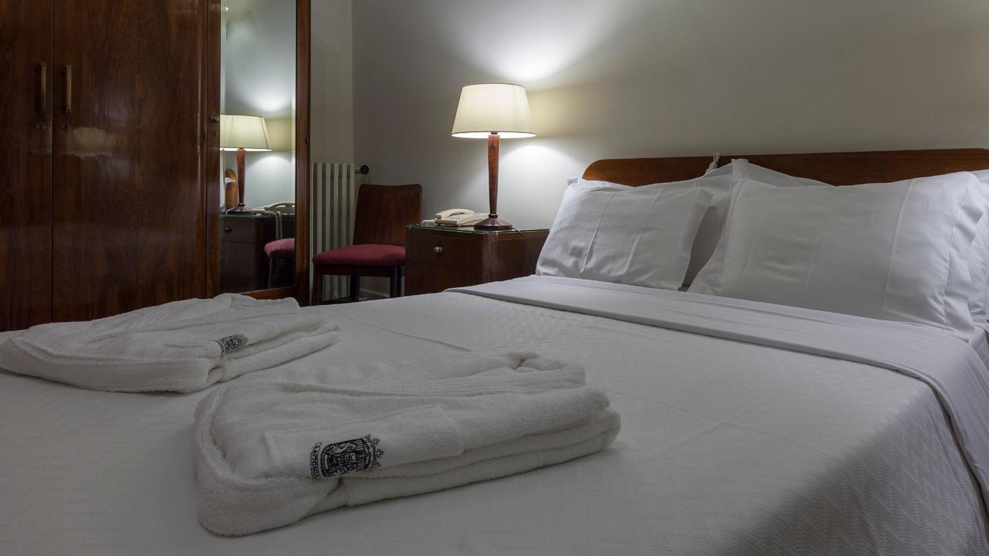 Superior Double or Twin Room,1209359206:JPEG
