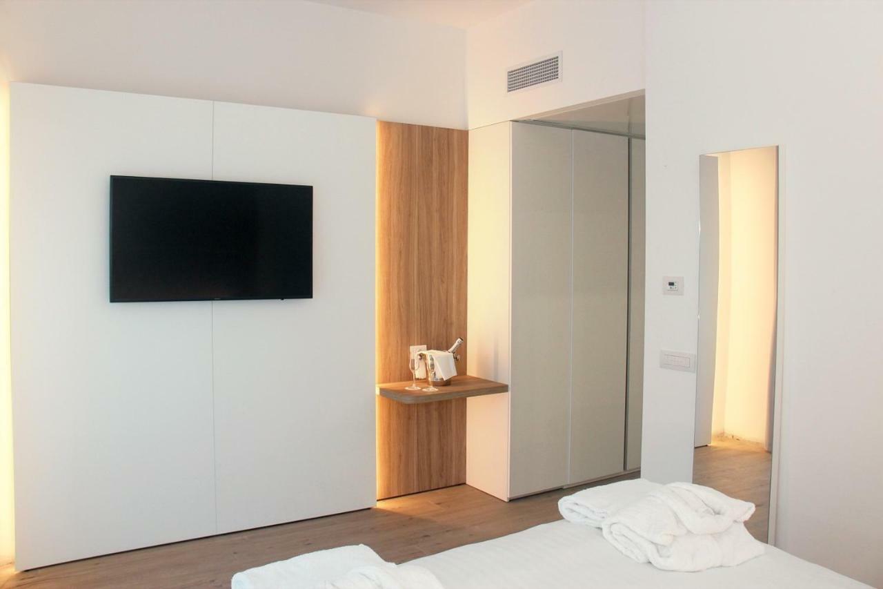 Standard Triple Room,1284341371:JPEG