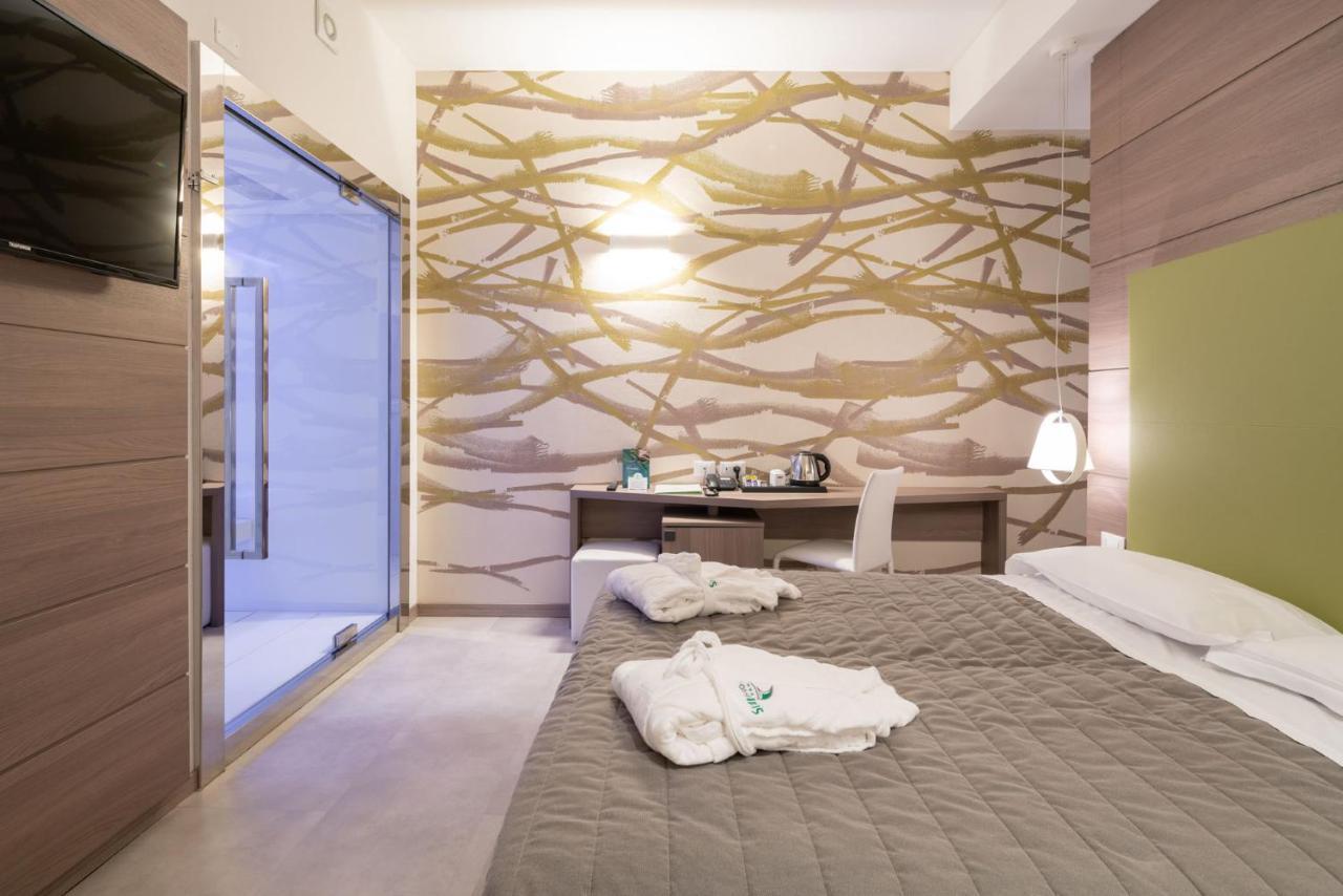 Suite with Sauna