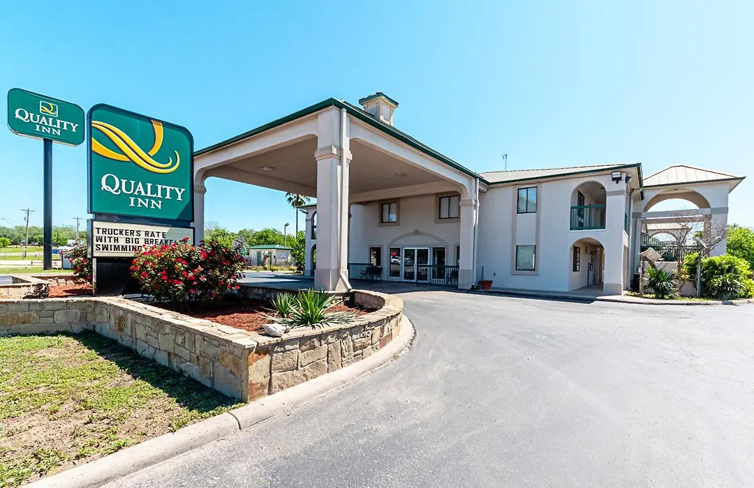 Quality Inn Three Rivers-1