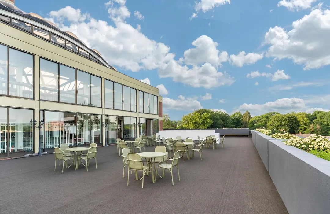 Holiday Inn & Suites Pittsfield-Berkshires By Ihg-1