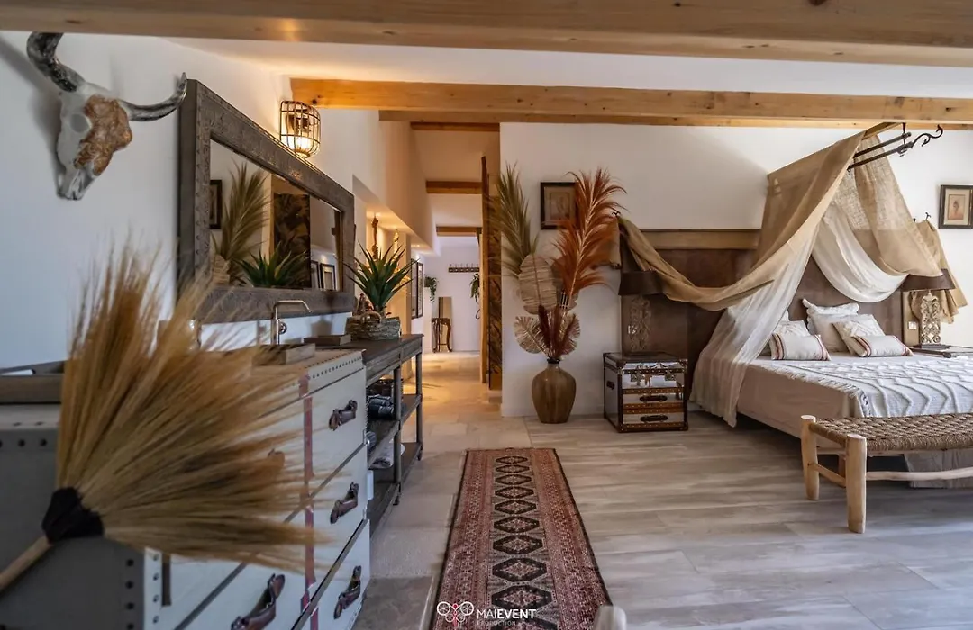 VILLA CARBO Chambre d'hôtes Mourillon, 4 belles chambres, Piscine-1