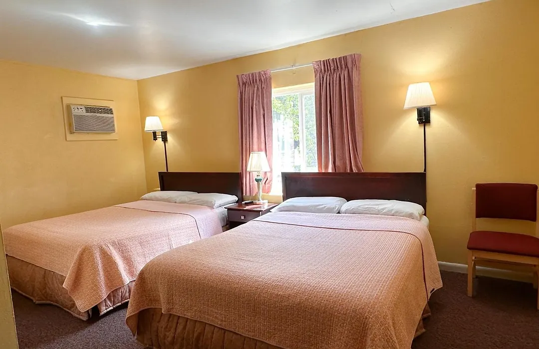 The Cottage Inn At Mount Shasta-1