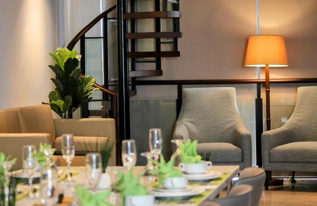 The Plaza Garden Hotel And Residences-1