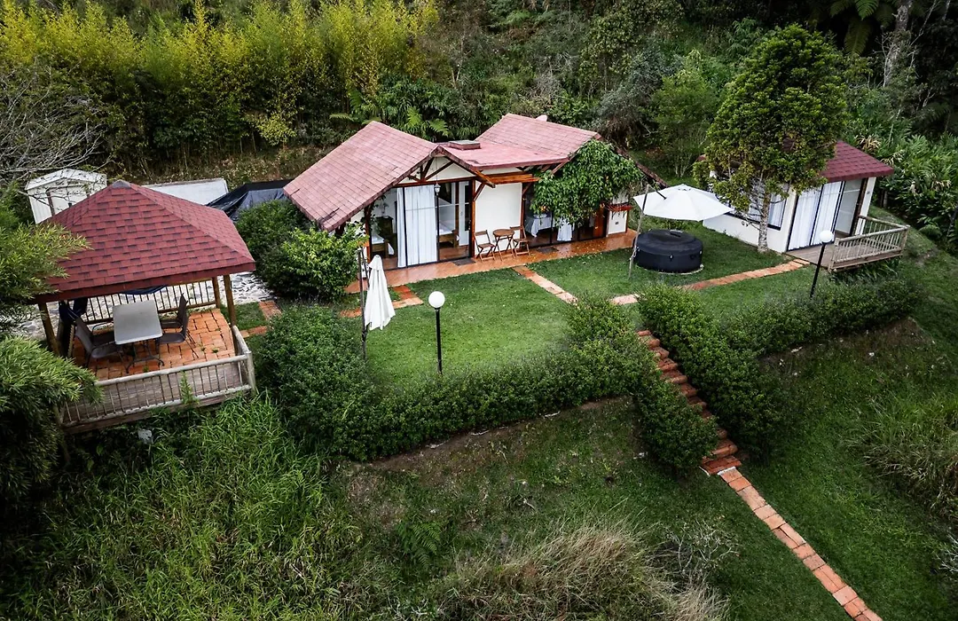 Pietrasanta hotel campestre frente a la represa del Peñol y Guatape-1