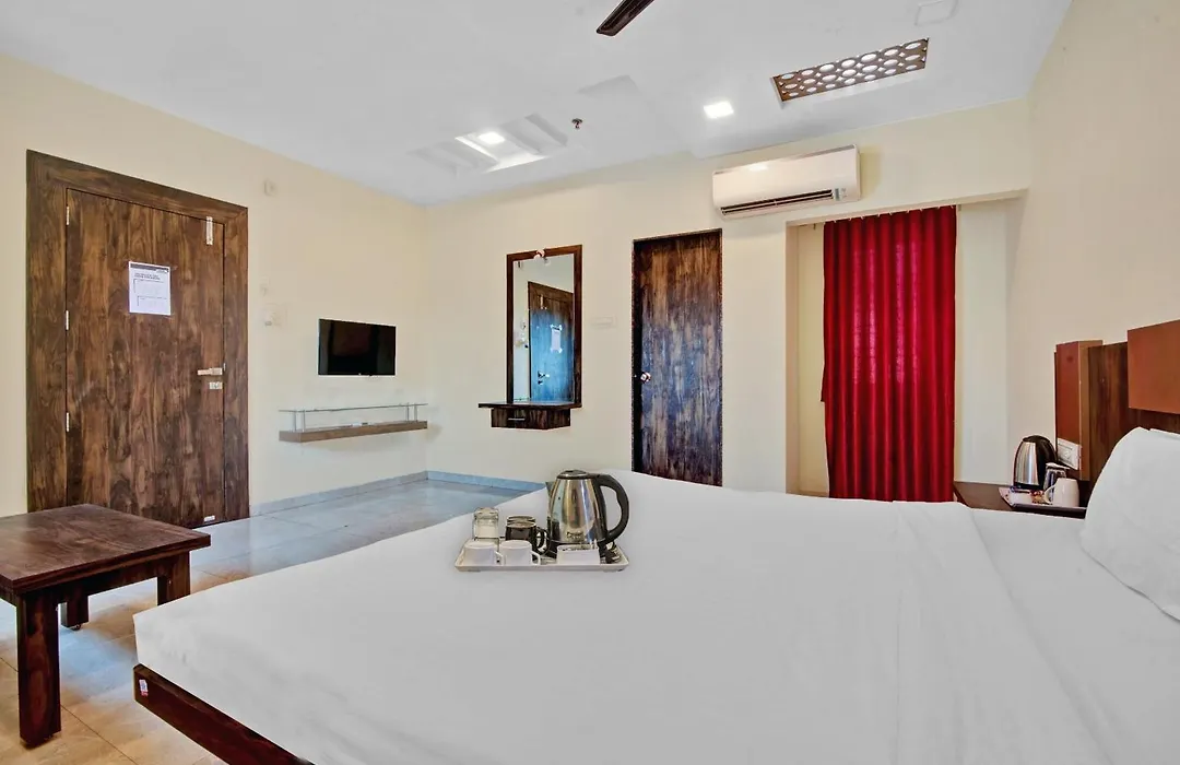 Townhouse 700 Hotel Krishna.-1