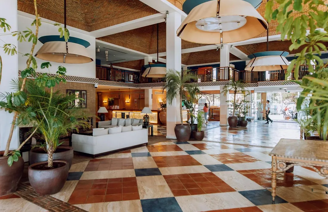 Grande Real Santa Eulalia Resort & Hotel Spa-1