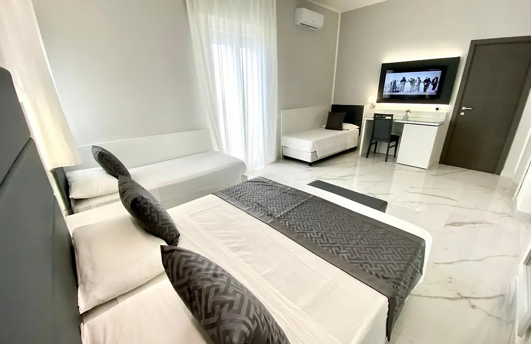 Hotel Blu-1