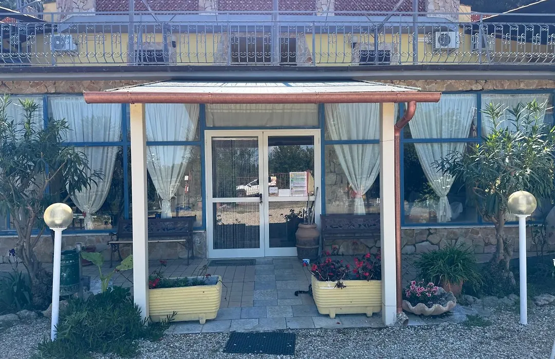 Hotel Paradiso-1