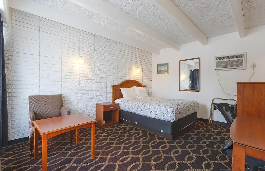 Sonrise Inn Lincoln Hwy By Oyo-1