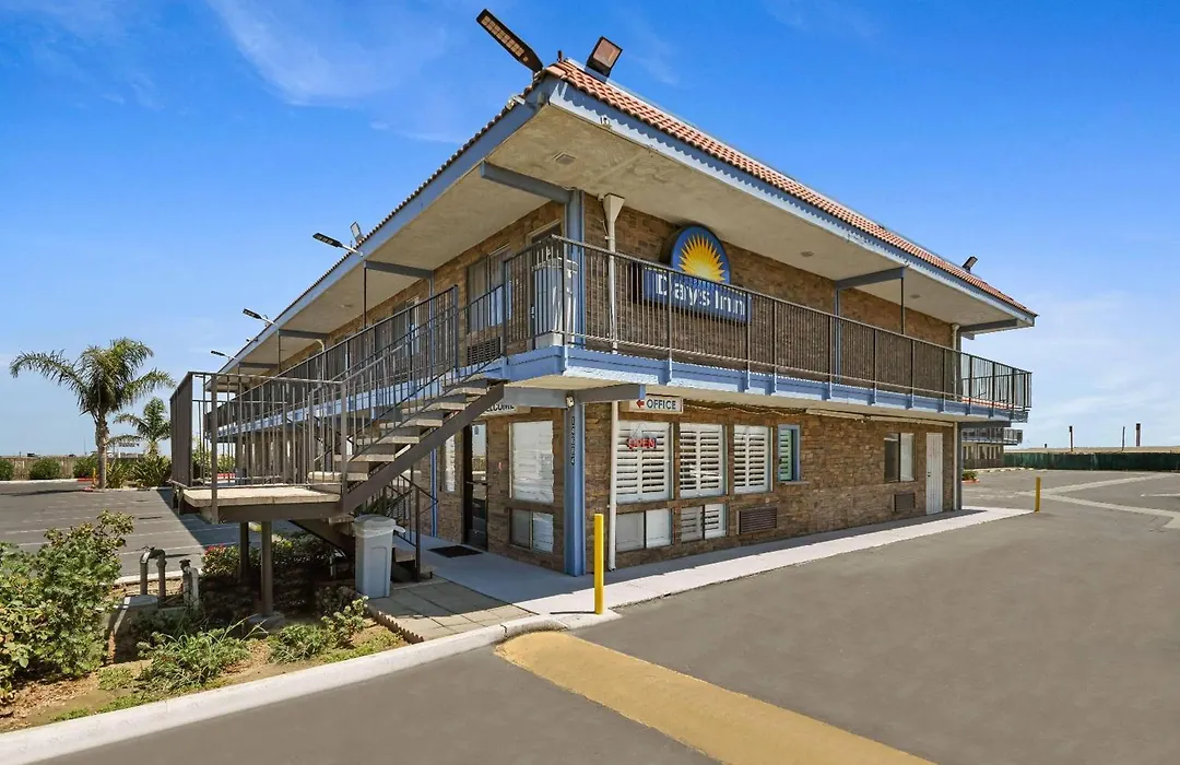 Days Inn By Wyndham Lost Hills-1