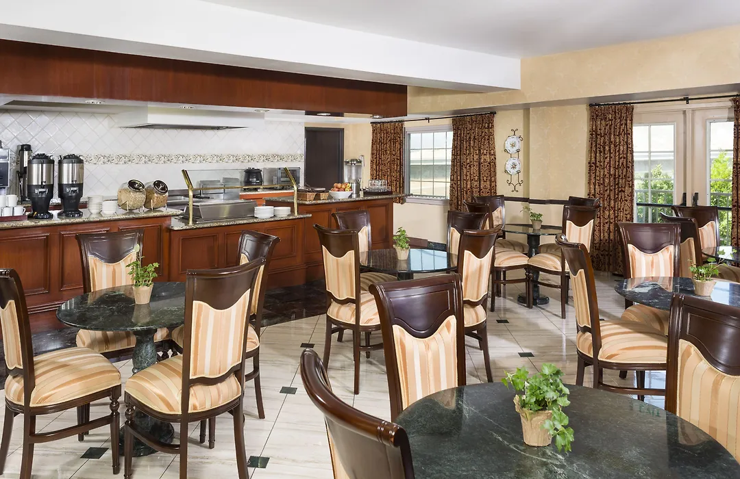 Ayres Hotel Corona - Riverside-1