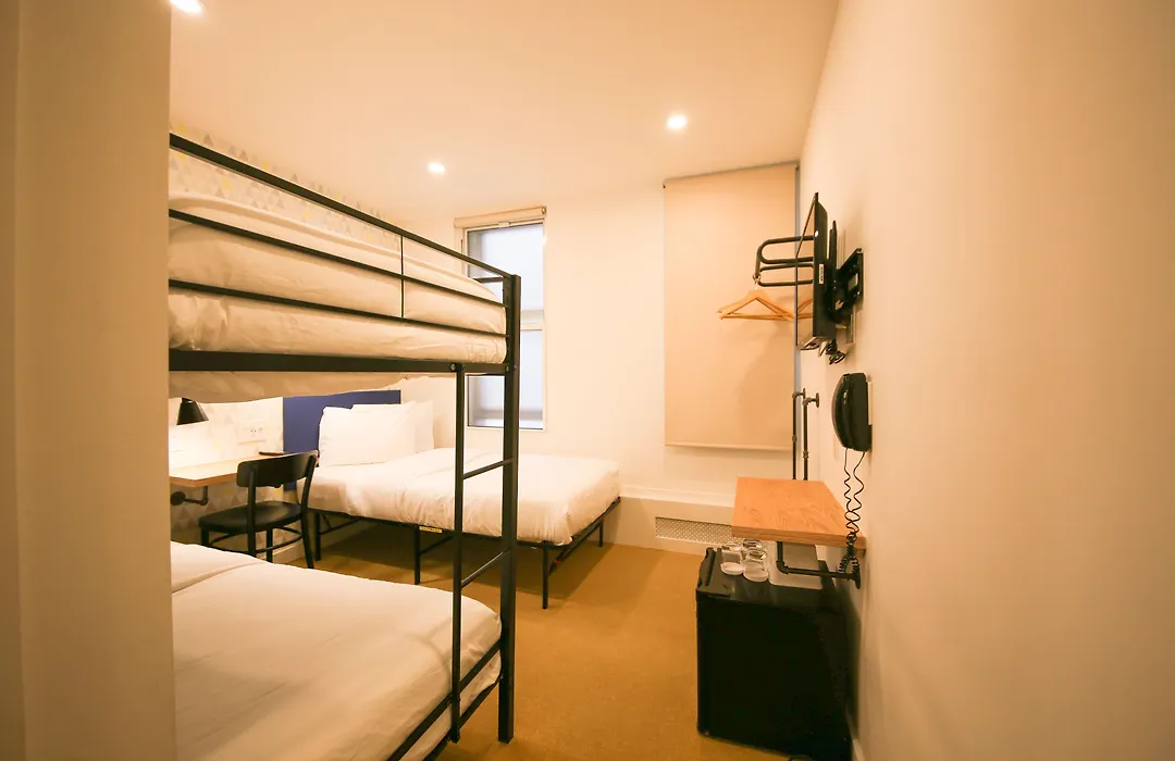 Doxie Hotel-1