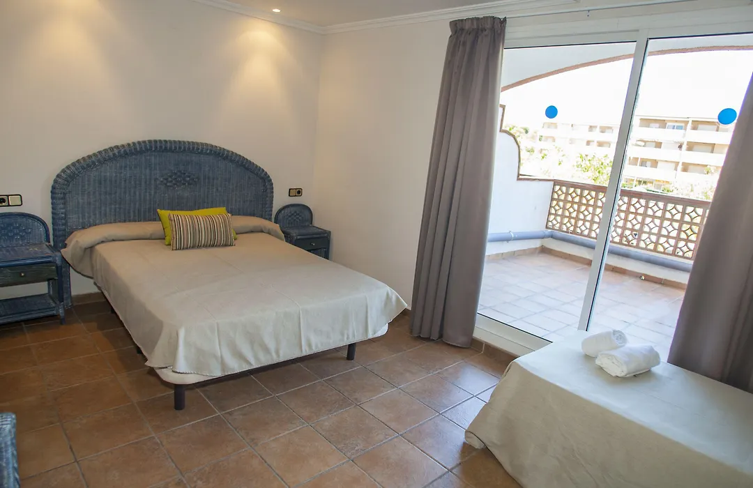 Hotel Comarruga Platja-1