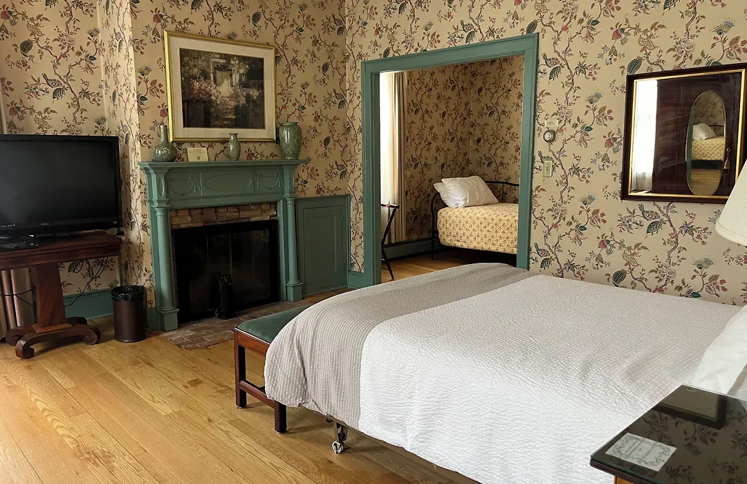 The Inn At Montpelier-1