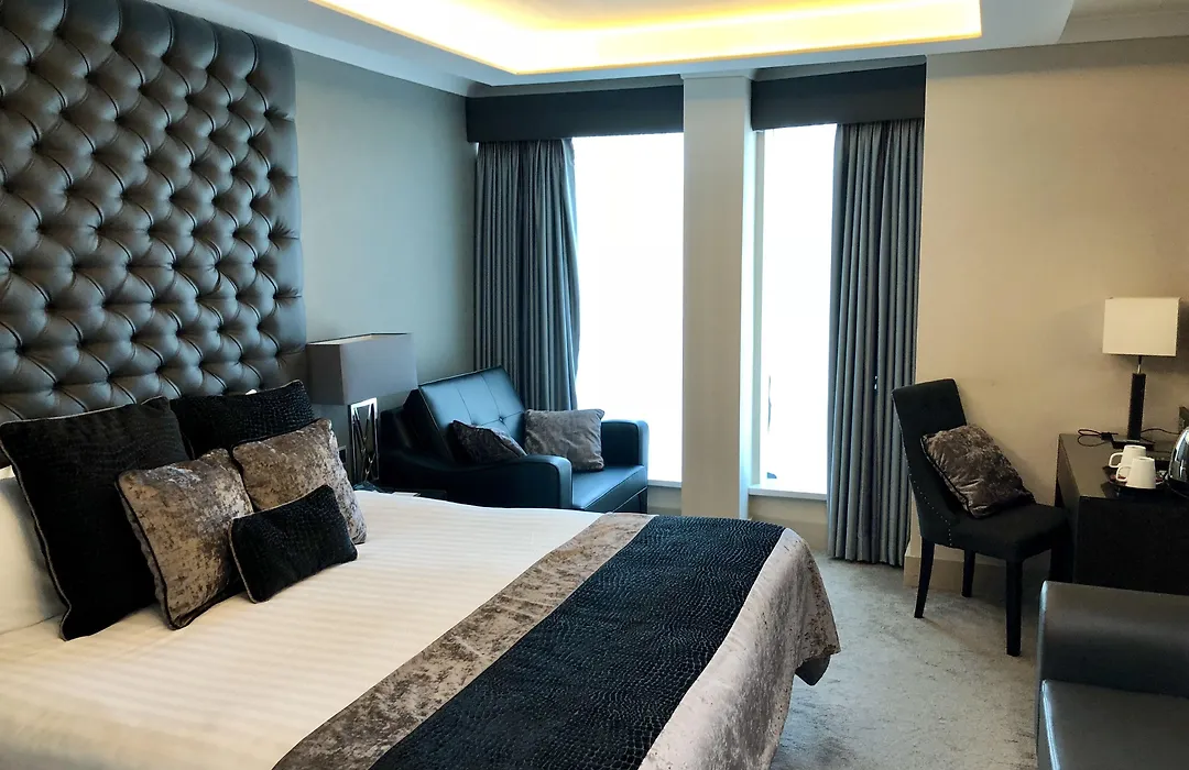 The Continental Hotel And Spa, Heathrow-1
