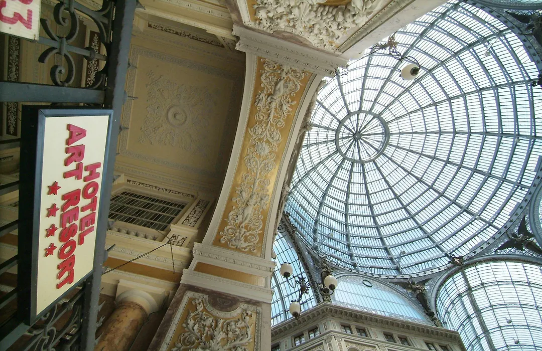 Hotel Art Resort Galleria Umberto-1