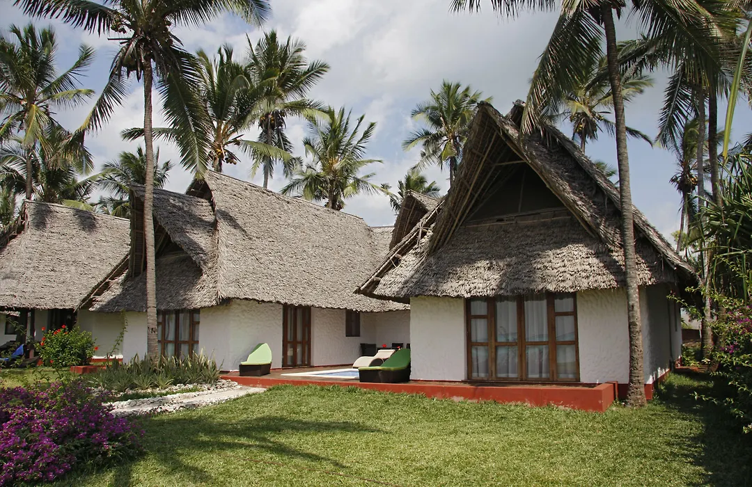 Karafuu Beach Resort & Spa-1