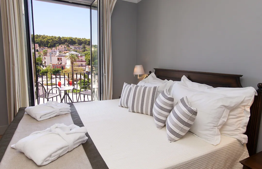 Aenos Hotel-1