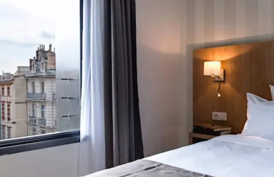 Hotel Le Pere Leon-1